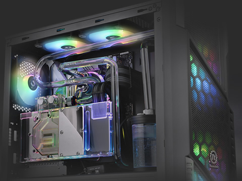 Closeup shot of the inside of the Thermaltake Commander C31's interior