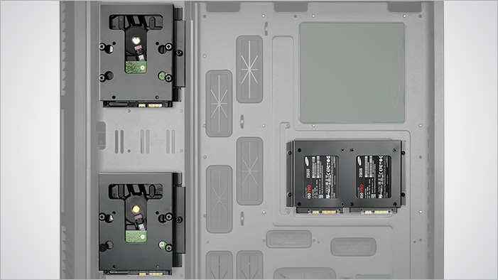 Rear Storage on the outside panel of the Rosewill NIGHTHAWK Z-RGB case
