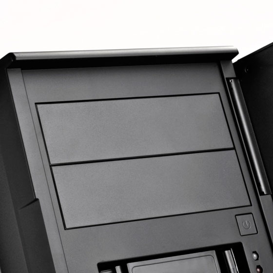 close look at the 5.25 drive bays