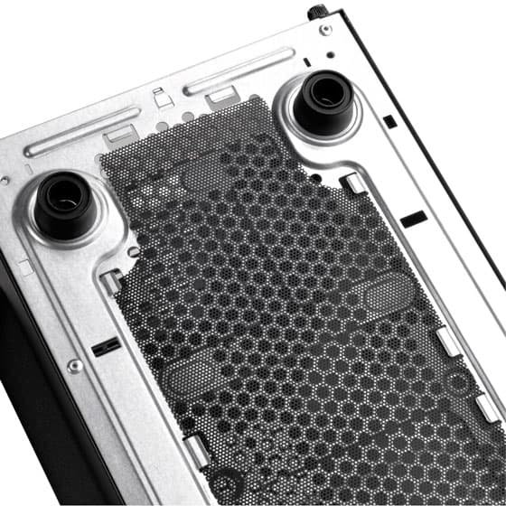 close look at the bottom vents with filter
