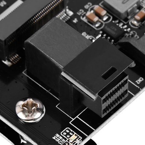 Detailed view of SFF-8643 port