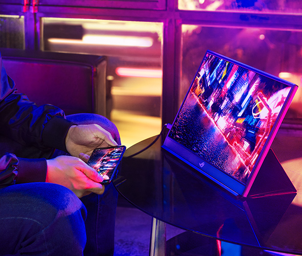 Connect to cellphone for mobile gaming.