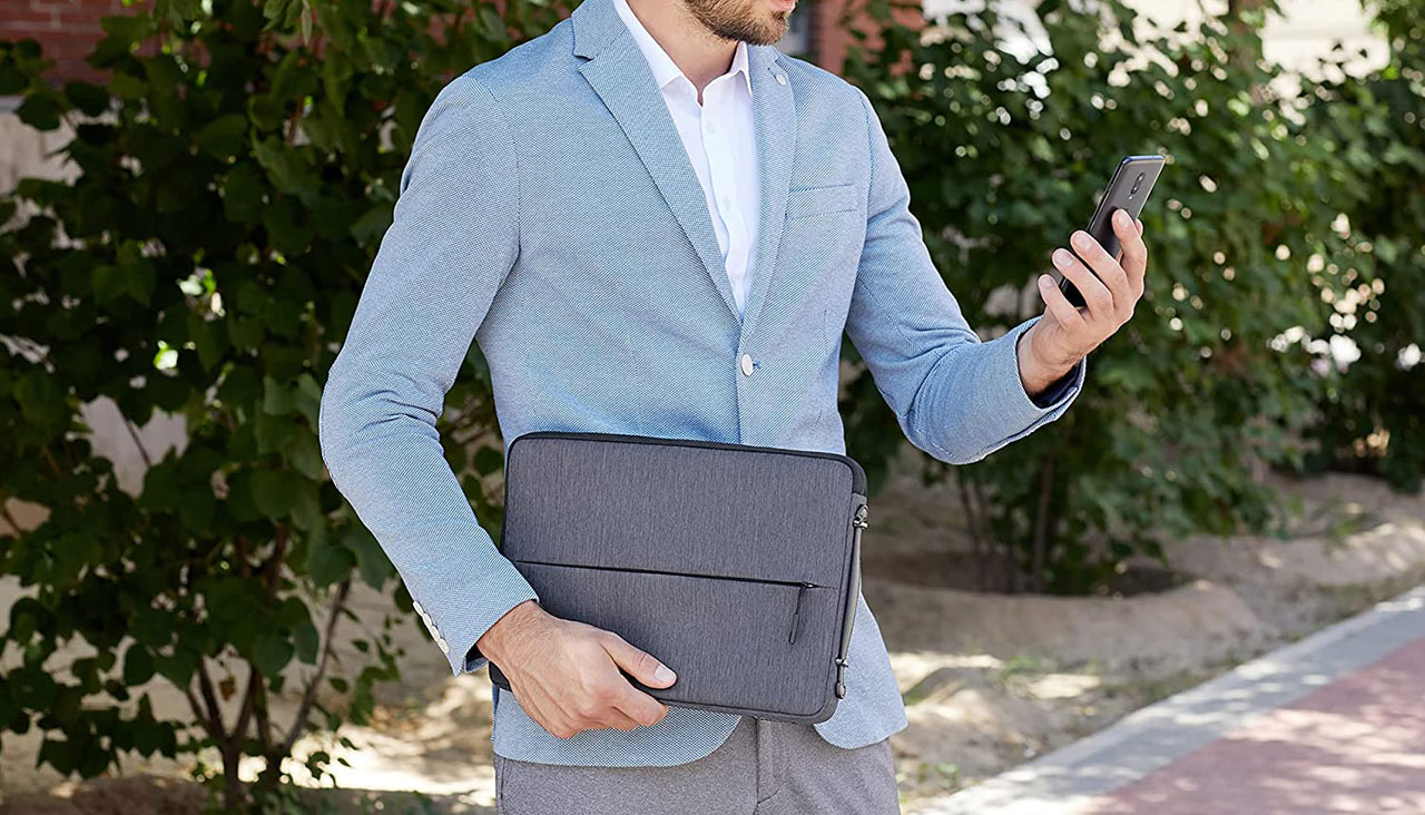Lenovo 15.6-inch Laptop Urban Sleeve Case 2 image