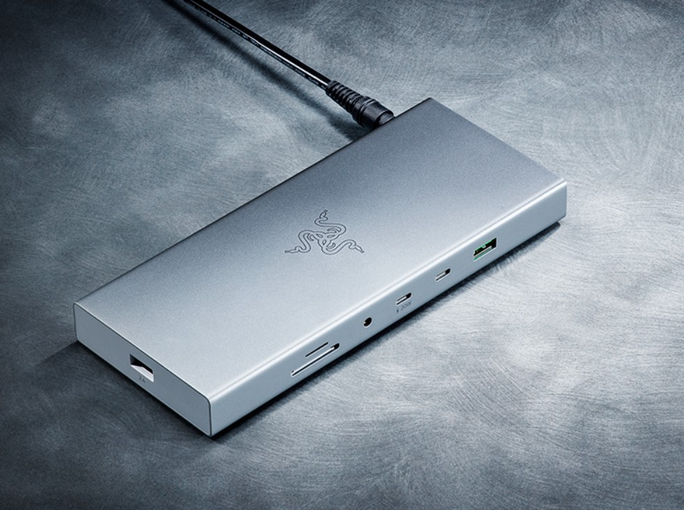 Razer USB 4 Dock 14 Ports Charging Station