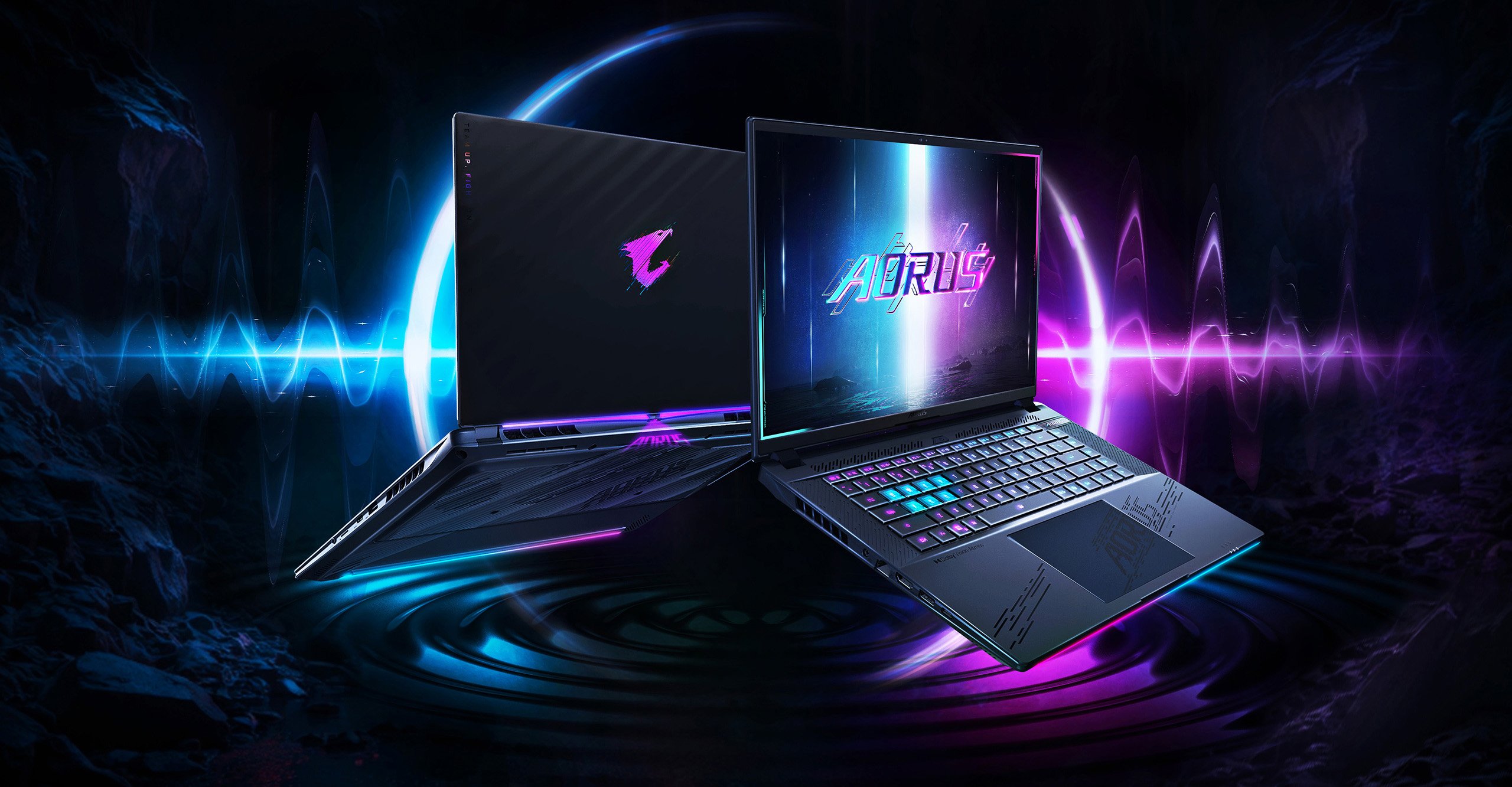 GIGABYTE AORUS MASTER 16 Gaming Laptop