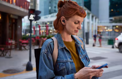 Poly Voyager Free 20 True Wireless Earbuds +Basic Charge Case