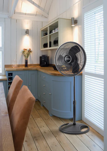 Lasko 2521 3-Speed Quiet Adjustable Tilting Wide-Area Oscillating Standing Pedestal Fan