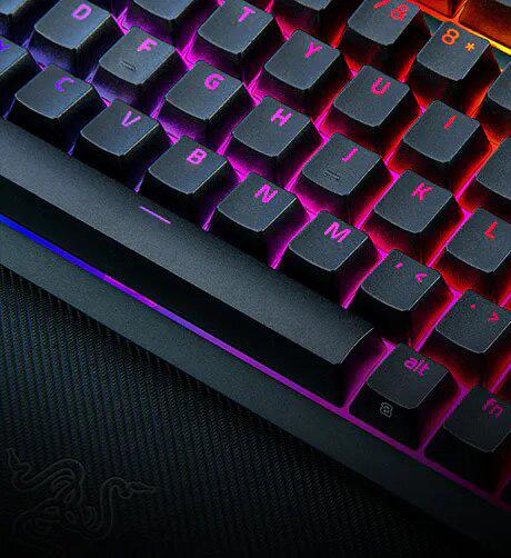 RAZER BLACKWIDOW V4 PRO 75% Gaming Headset