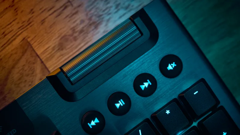 Logitech G915 X LIGHTSPEED Tactile Wireless Full-Size Gaming Keyboard