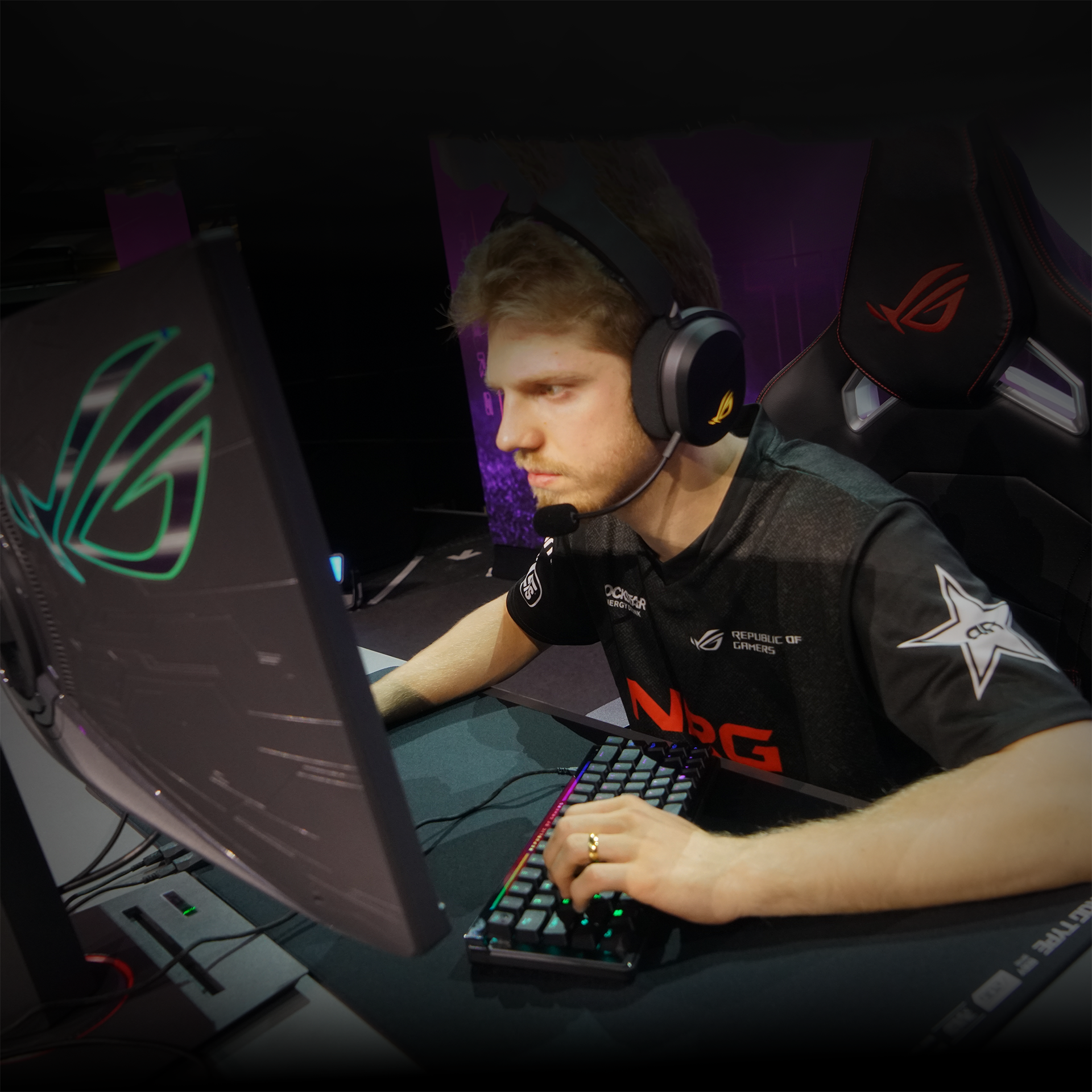 ASUS ROG Falchion Ace HFX 65% compact gaming keyboard