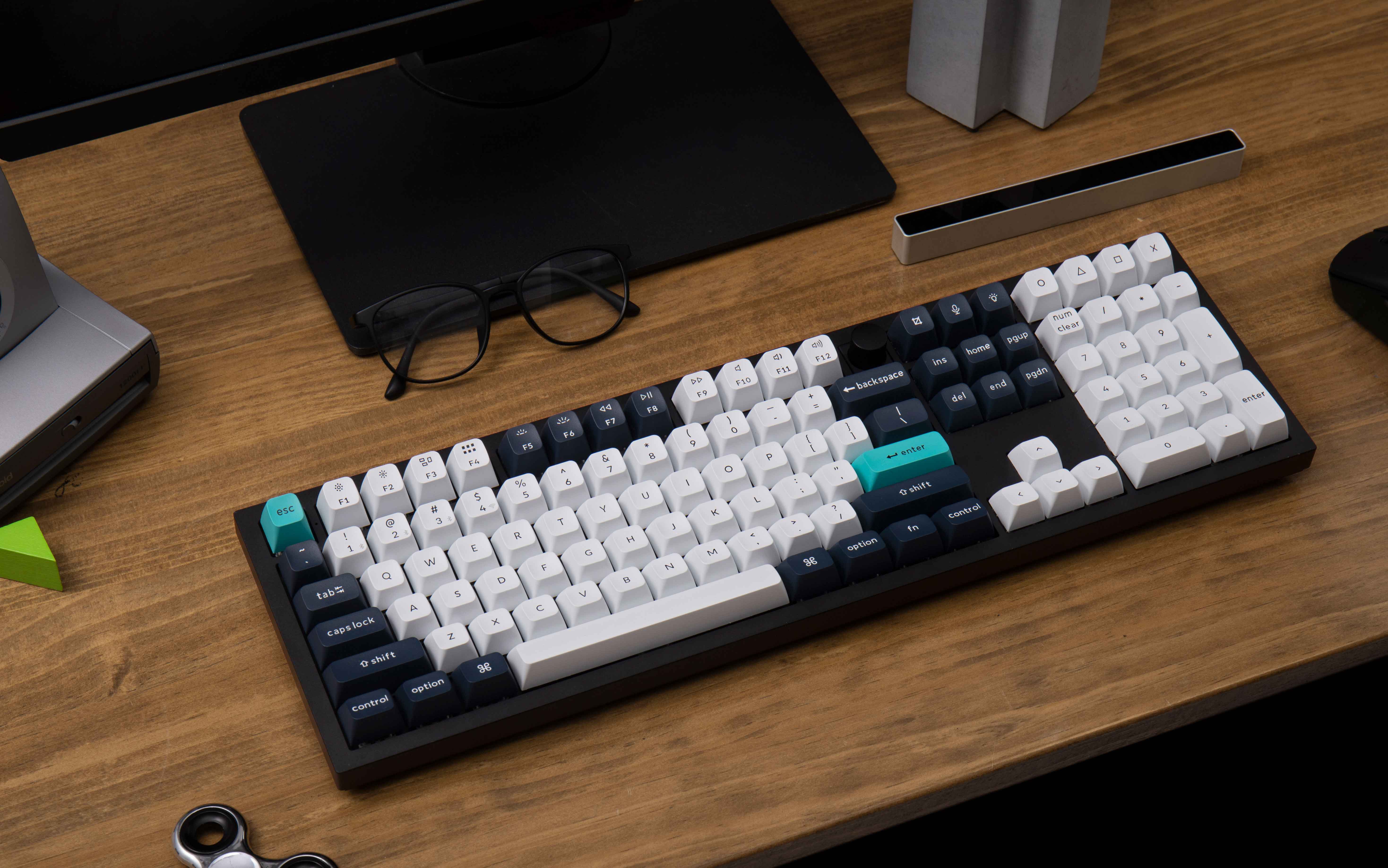 Keychron Q6 Max Wireless RGB Mechanical Keyboard