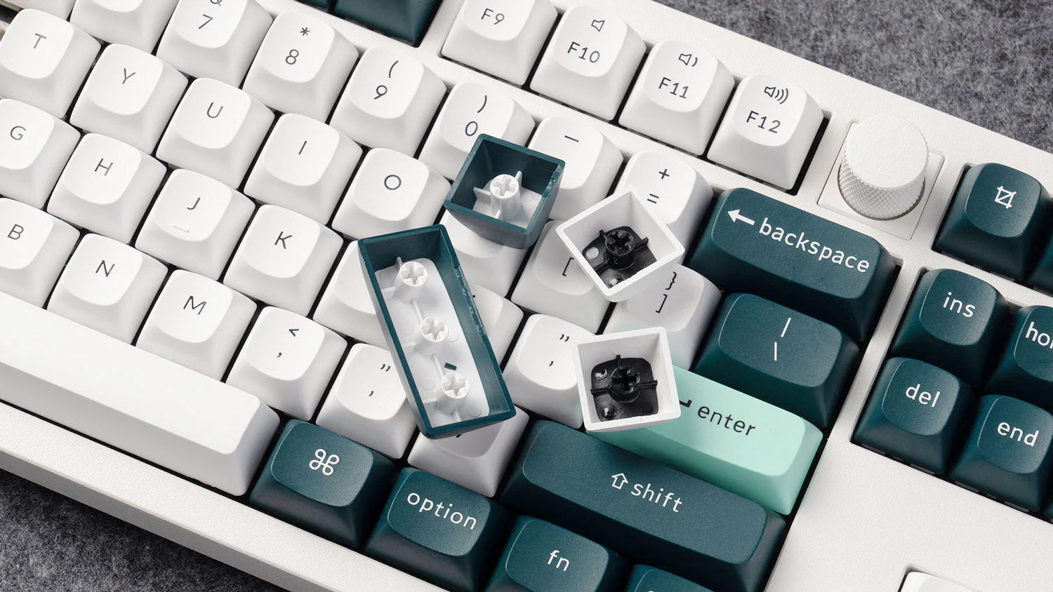 Keychron Q3 HE Mechanical Keyboard