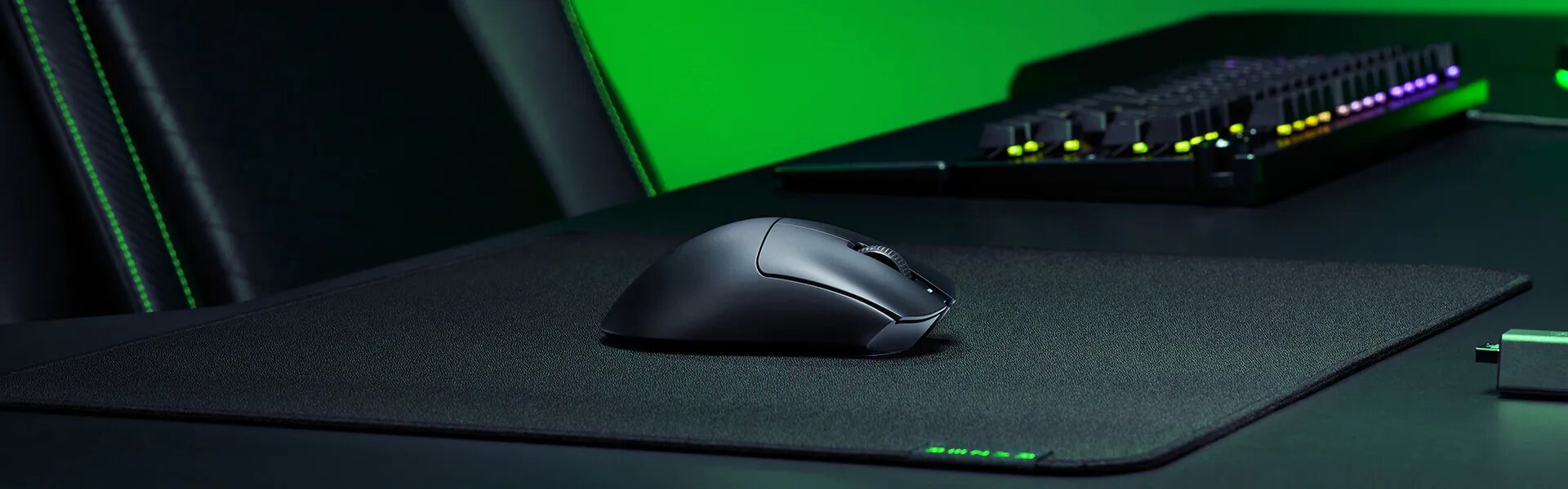 Razer DeathAdder V3 HyperSpeed Ultra-lightweight Wireless Ergonomic Esports Gaming Mouse