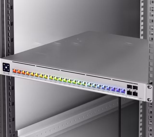 Ubiquiti Networks Pro HD 24 PoE Switch