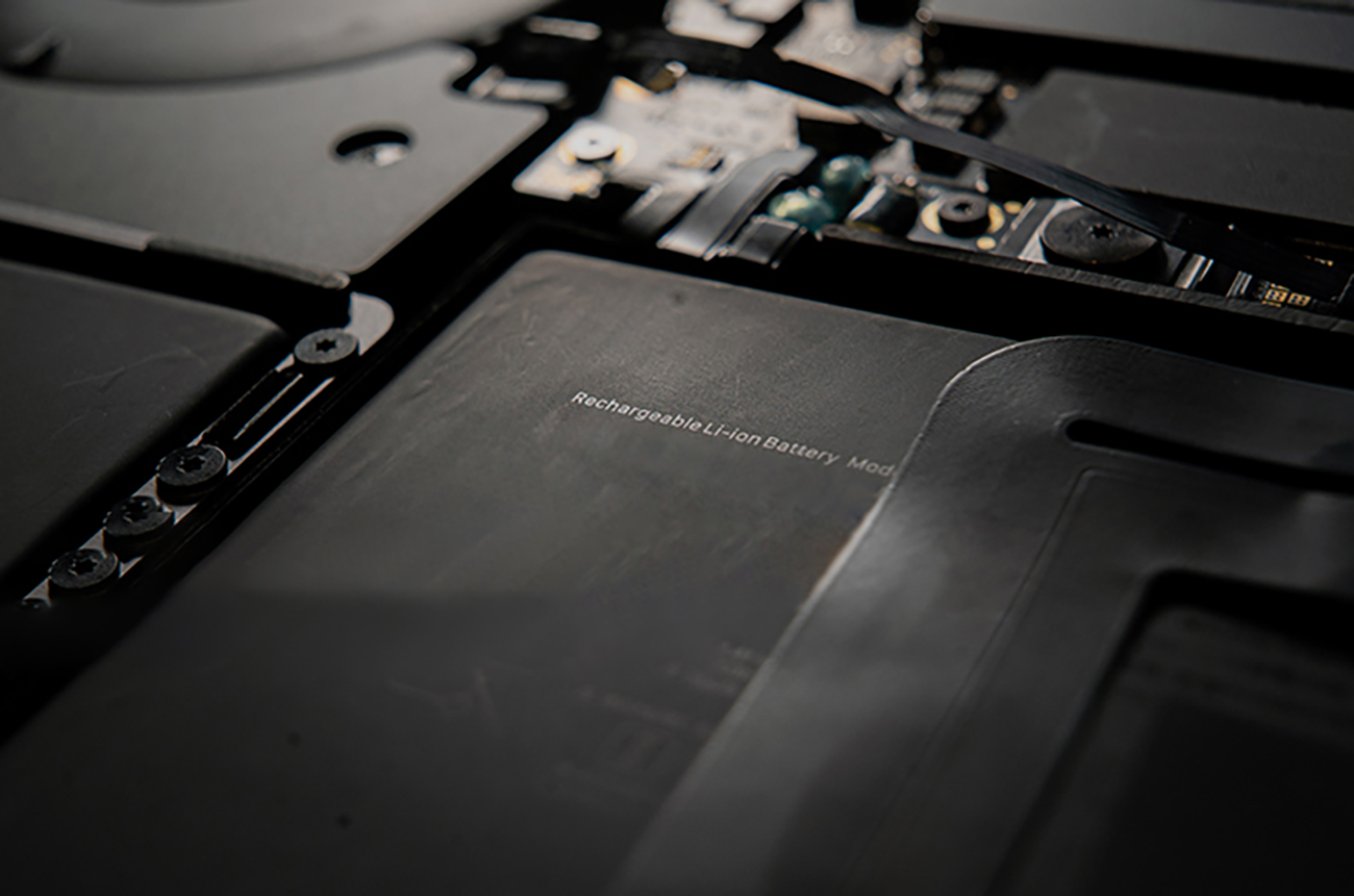 AAXA P6 Ultimate Smart Mini Projector