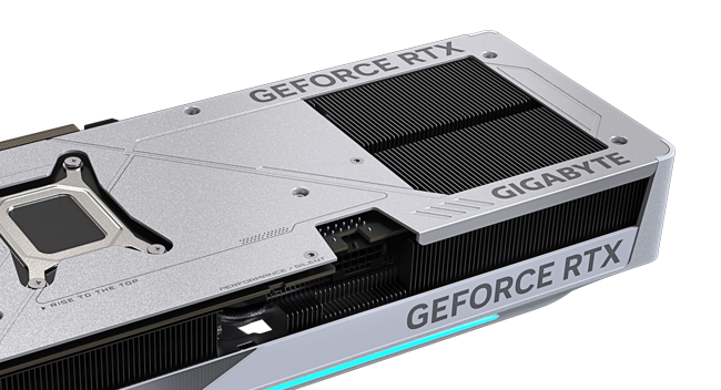 GIGABYTE GeForce RTX™ 5070 Ti EAGLE OC ICE SFF 16G Video Card