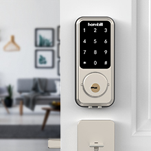 Auto-Lock Set the auto-lock feature for safety - choose from 5 seconds up to 15 minutes.