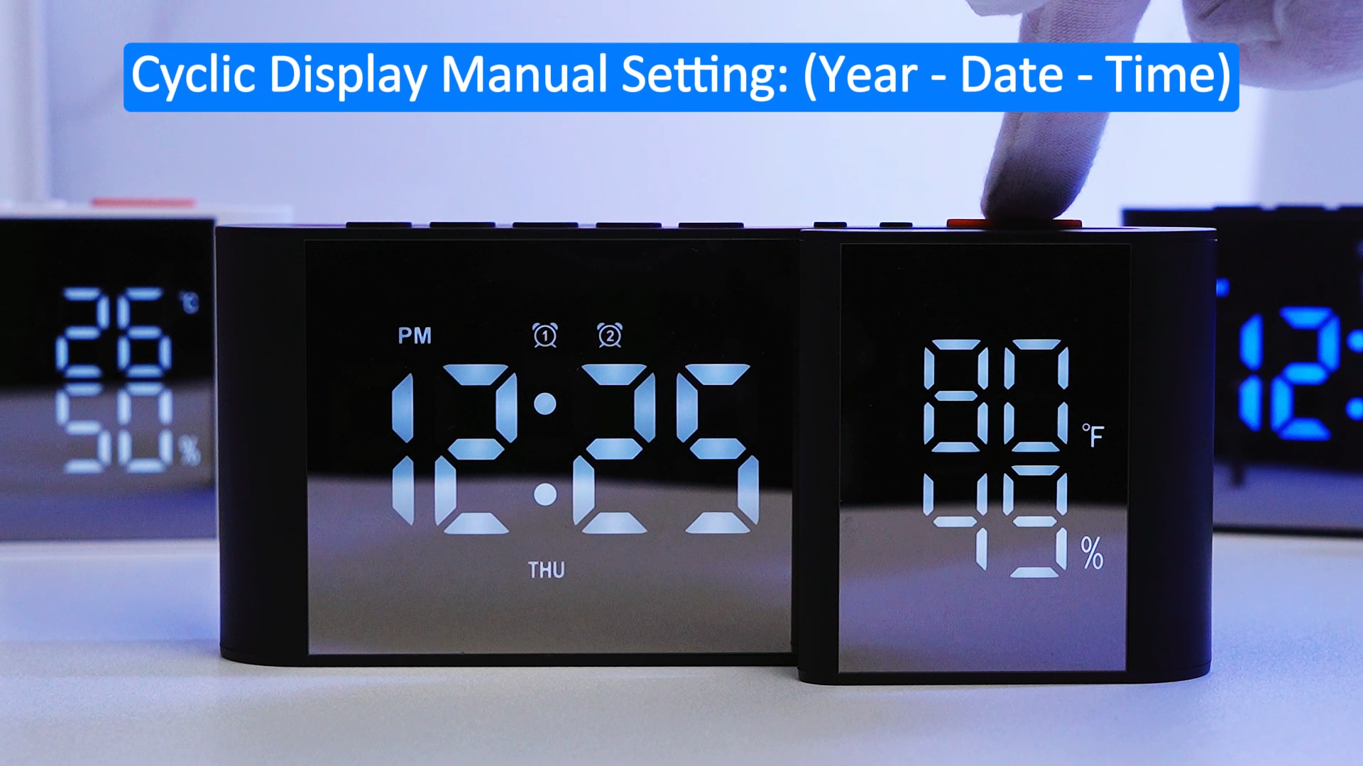 Dual Mirrored Display