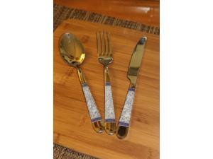 15 Piece Stainless Steel Flatware Set Knives, Forks, Spoons 15 Piece Stainless Steel Flatware Set Knives, Forks, Spoons