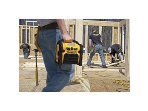 DCR018 12V-20V MAX Compact Worksite Radio DCR018 12V-20V MAX Compact Worksite Radio