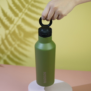 insulated water bottle