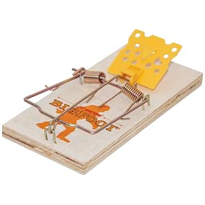 JT Eaton Bigfoot 401 Wooden Rat Trap