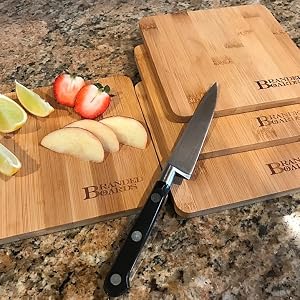 Berkvee Small Bamboo Cutting Board 2 Pieces Mini Lightweight Wood Fruit Cutting Board Home Camping
