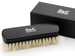 durable design of premium white horsehair brush