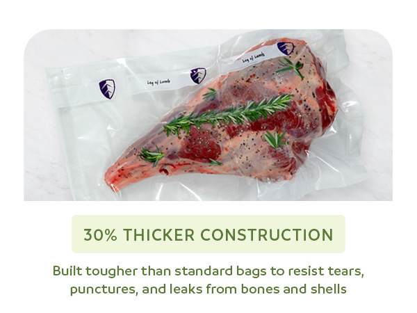Vacuum-sealed lamb leg with rosemary and text about thickness