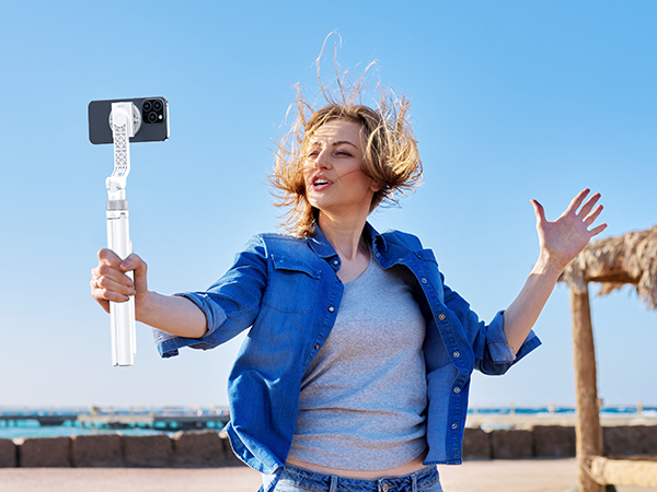 Achieve flexible overhead shots using the hidden hook design