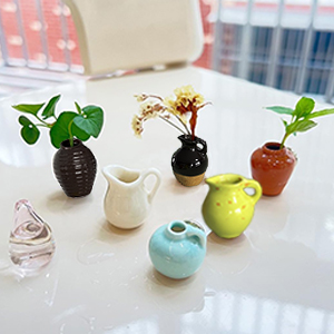mini vase