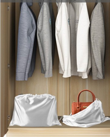 KEEP YOUR WARDROBE ORGANIZED