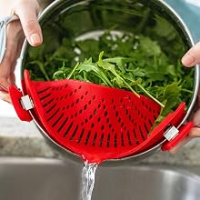 Arlig Clip On Pasta Strainer with leafy greens