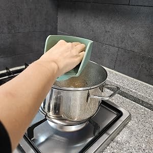 Safe Grip for Hot Lids