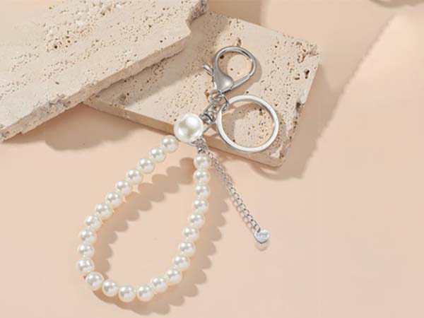 Pearl Keychain Wristlet Stretchy Pearl Keychain Wristlet