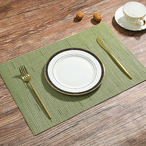 Crossweave Woven Vinyl Non-Slip Insulation Placemat