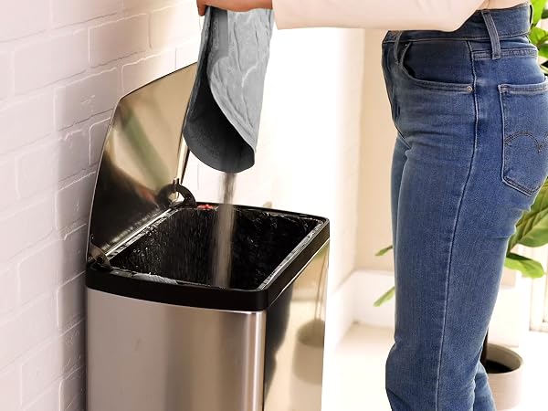Litter Mat is easy to Clean