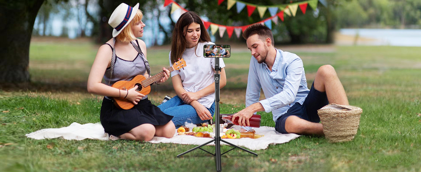 6 in 1 selfie stick tripod with fill light