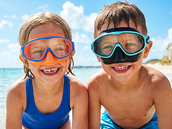 Kids-Swim-Goggles with Nose Cover