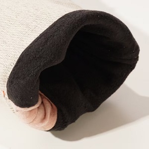 Comfortable and heat-resistant lining