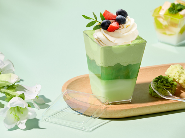Dessert Cups with Spoons and Lids