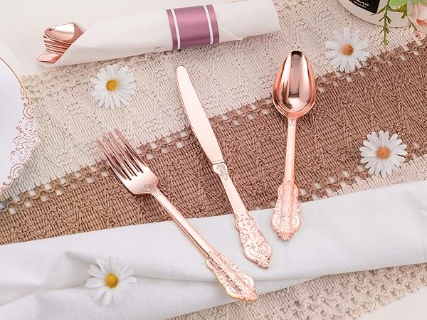 plastic dinnerware set