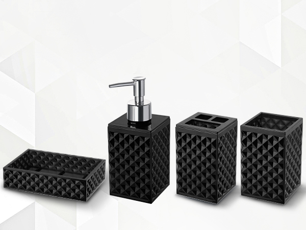 black bathroom accessory set