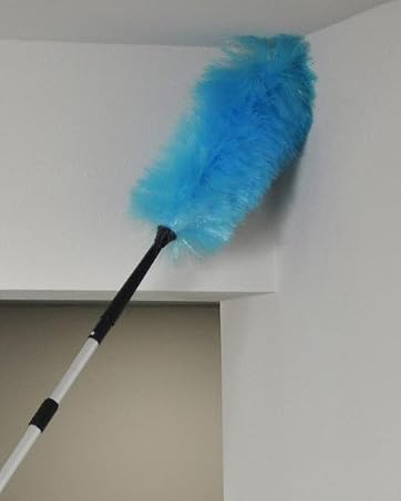 Our ergonomic solutions allow you to access and clean the most difficult spaces with efficiency..