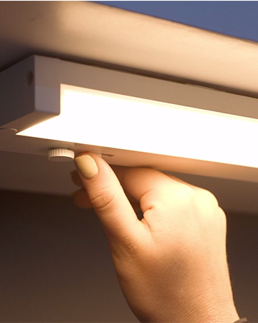 under cabinet lighting