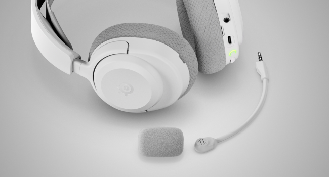 Image of headset with detached microphone