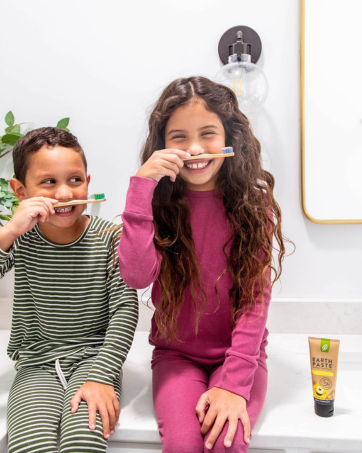 Redmond Earthpaste Natural Non-Fluoride Toothpaste Tube silver charcoal