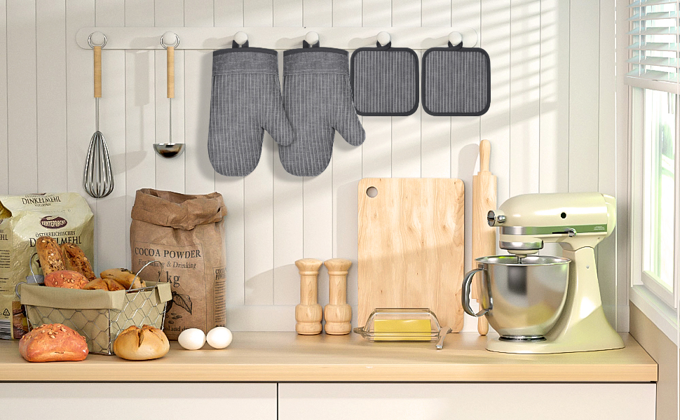 oven mitts