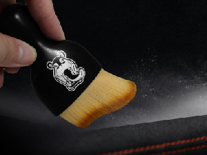 H.O.W-HB0024-10-bristle-brush-cleaning-soft-car-bucket-brush-car-dash-cleaning-brush-interior