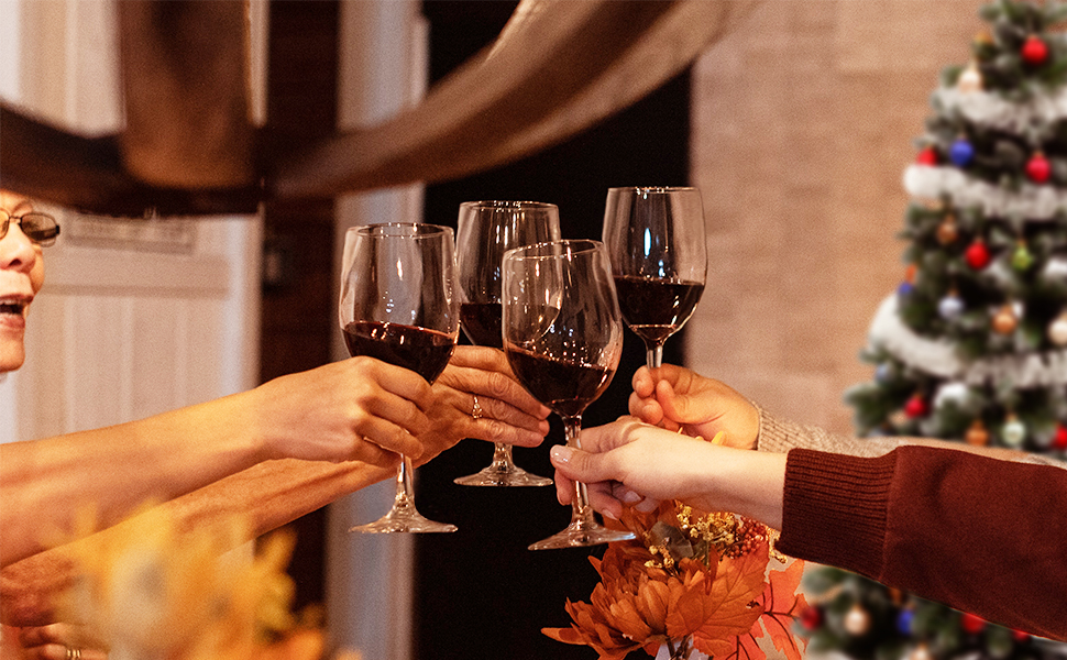 wine glasses red